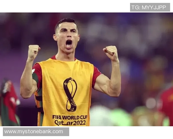 足球明星为何能在全球范围内赚取巨额财富的深层原因分析