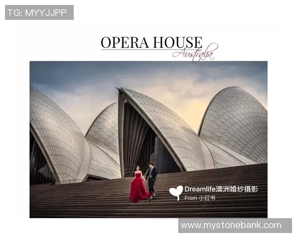 黑人足球明星与白人超模的爱情故事揭示了种族与文化的交融与挑战 黑人足球明星与白人超模的爱情故事揭示了种族与文化的交融与挑战