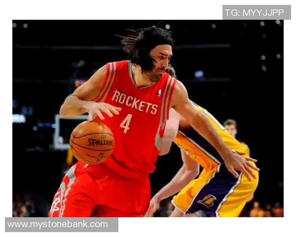 风暴之巅篮球明星的传奇旅程与辉煌成就揭秘